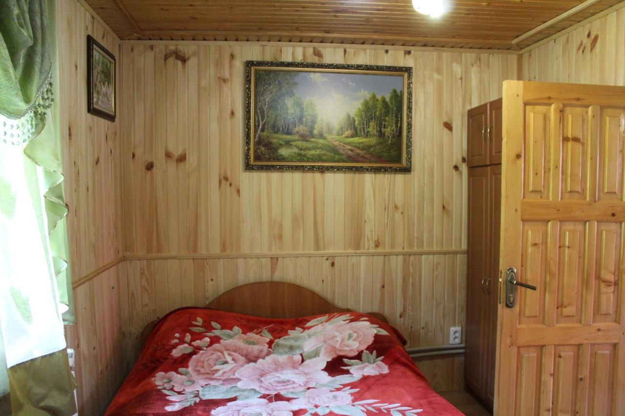 Котедж "Карпатський Краєвид" Yaremche Ngoại thất bức ảnh