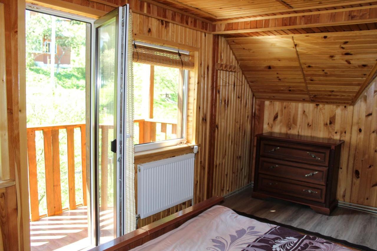 Котедж "Карпатський Краєвид" Yaremche Ngoại thất bức ảnh